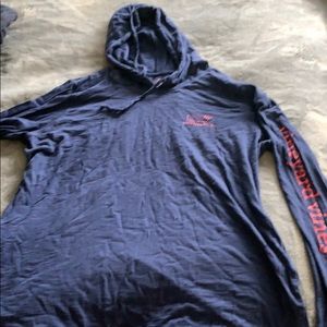 VV long sleeve tshirt, womens, size medium